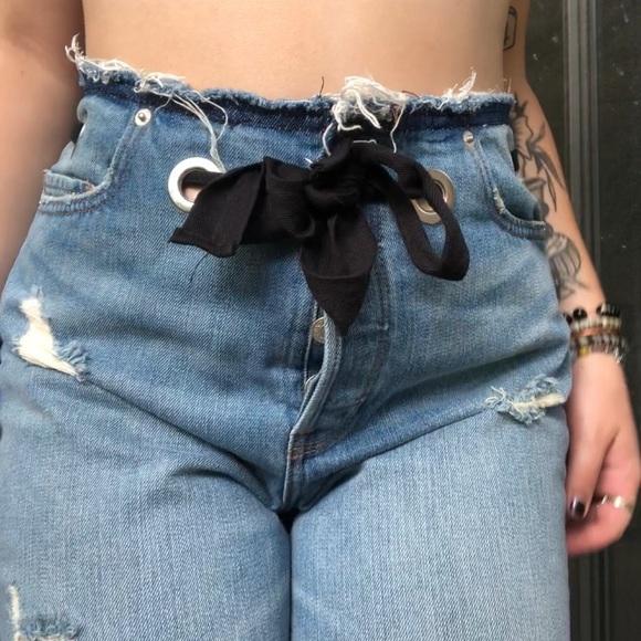 Vintage distressed mom jeans - Picture 2 of 2